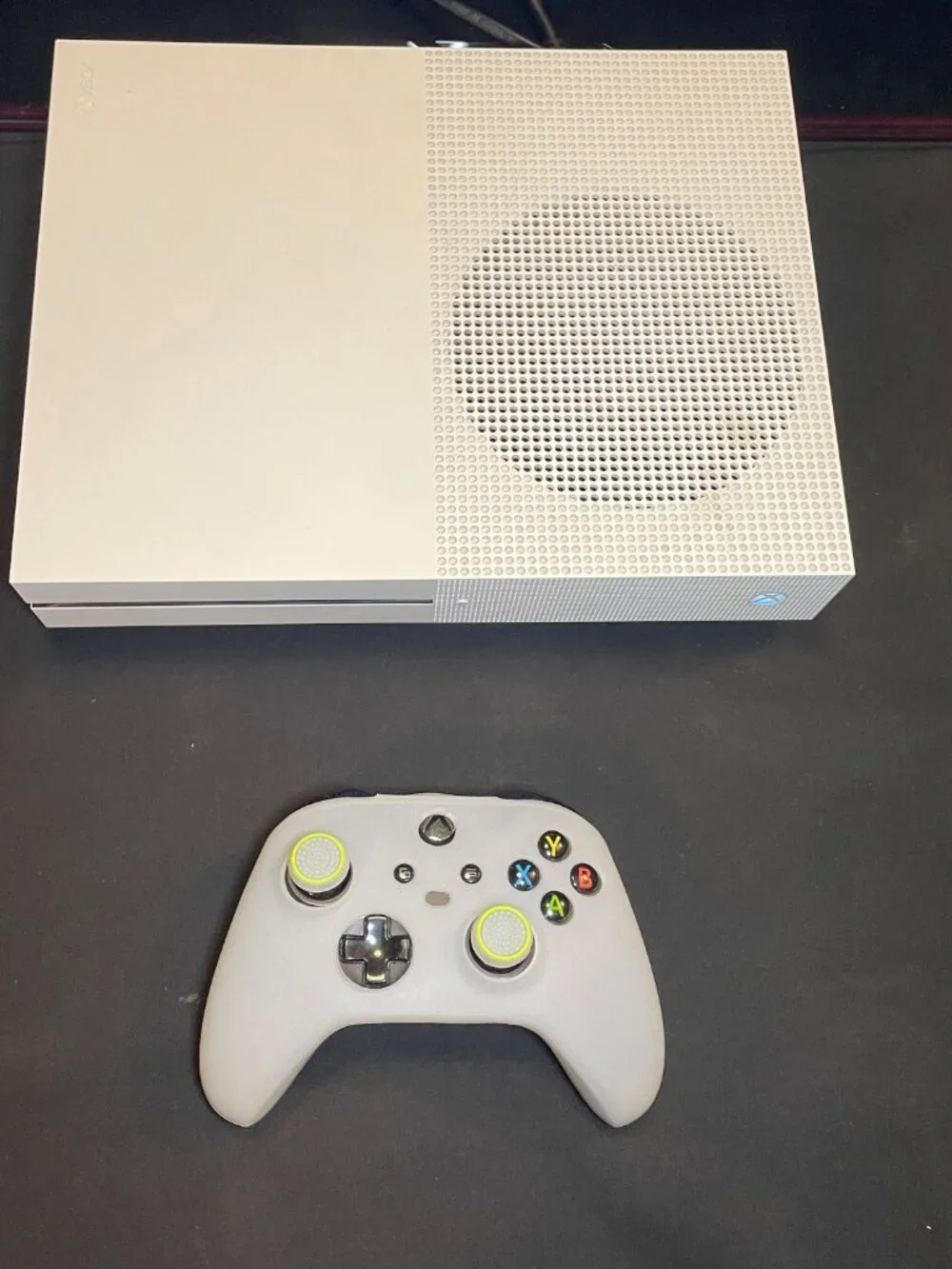 Xbox One S With Glow In Dark Controller